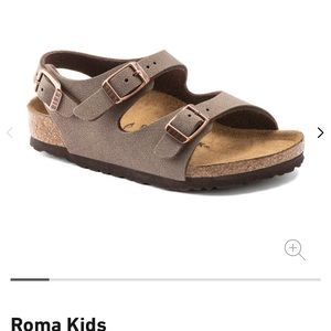Kids Birkenstock Sandals (size 25= 7-7.5)